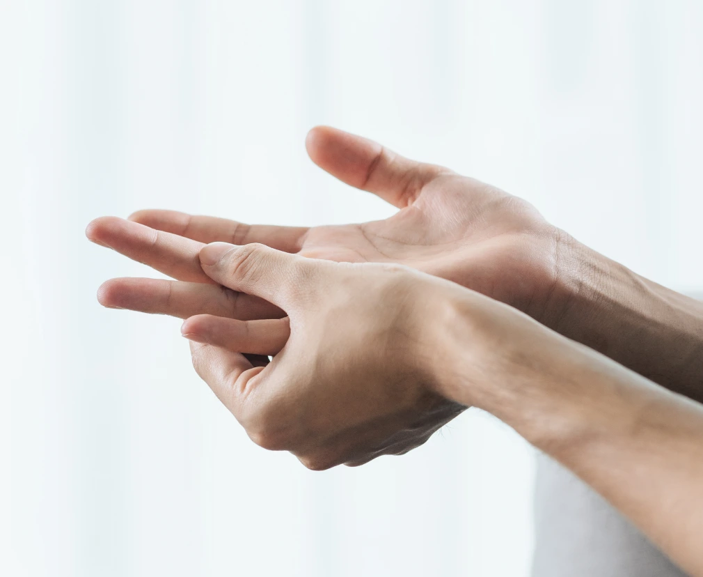 Hand Conditions in Miami, FL: Tendinitis Banner